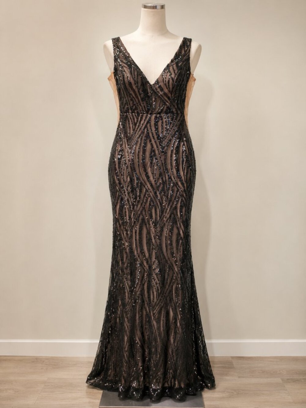 Nightway R&M Richards Black Nude Sequin Evening Gown Formal Dress